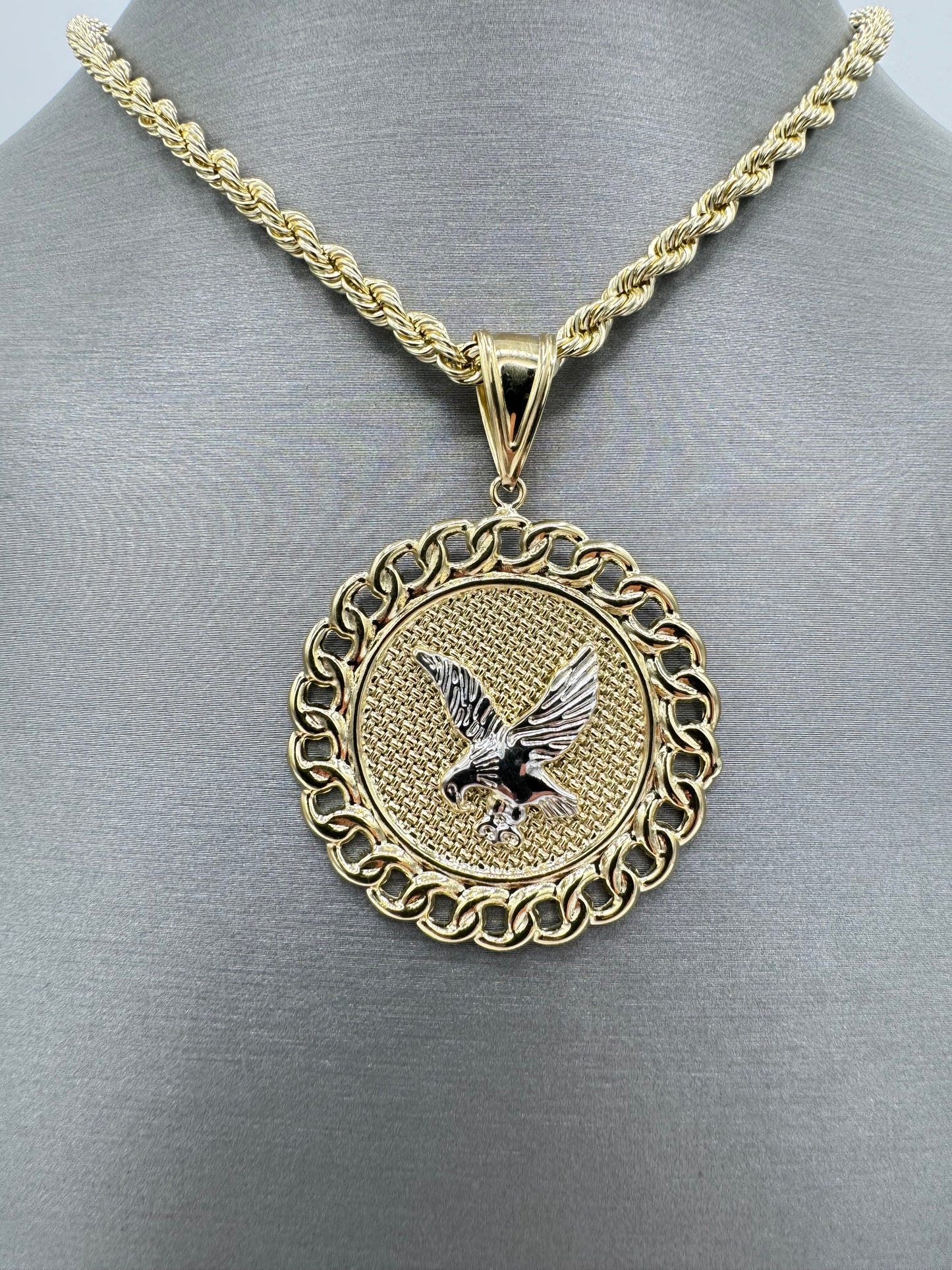 New 14K Eagle Pendant & Rope Chain (4.5MM). H.J™️