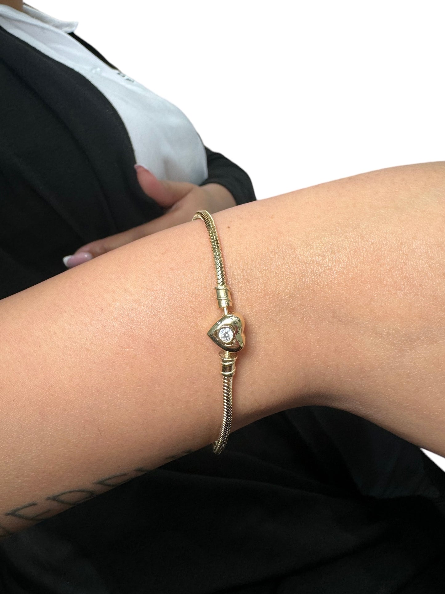 New 14K CZ Gold Bracelet. H.J™️