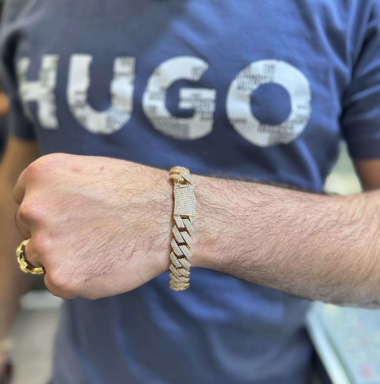 New 14K Full CZ Itallo Edge Bracelet (13.3MM). H.J™️